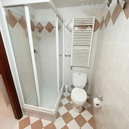 Albaros Holiday home *